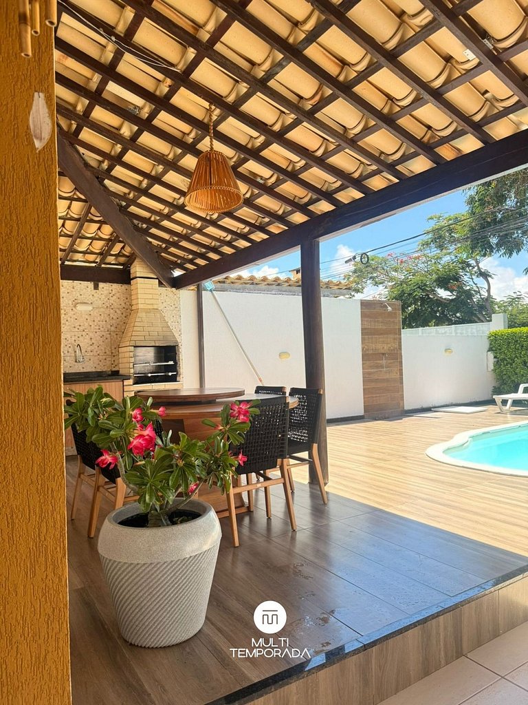 Casa em Cond Fechado Arembepe - Camaçari/BA