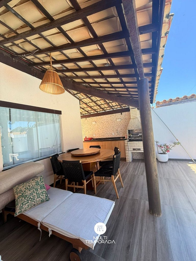 Casa em Cond Privativo em Arembepe - Camaçari - BA