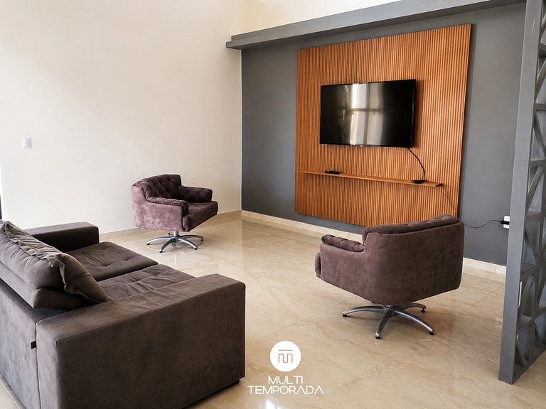 Casa Luxuosa em Cond c/ Piscina - RN