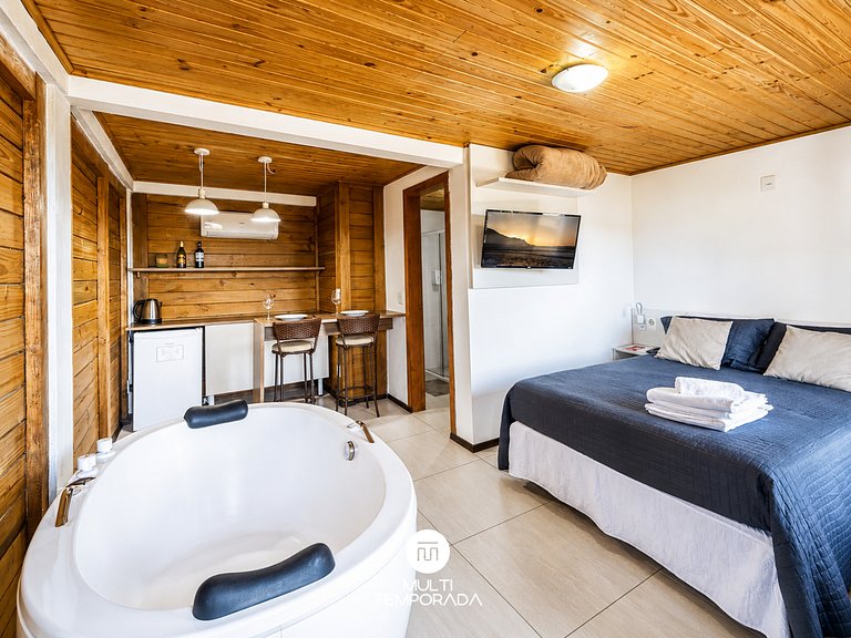 Suite Deluxe com Banheira - Solar dos Lírios