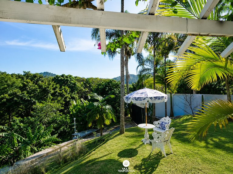 Linda Suíte com Hidro e Piscina - CasaIvan