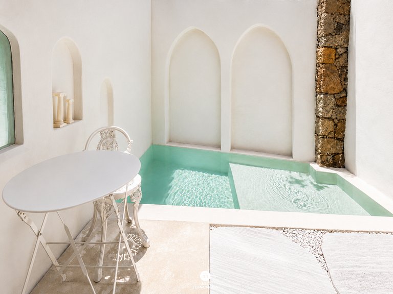Suíte Oásis 3 com Piscina Aquecida - CasaIvan