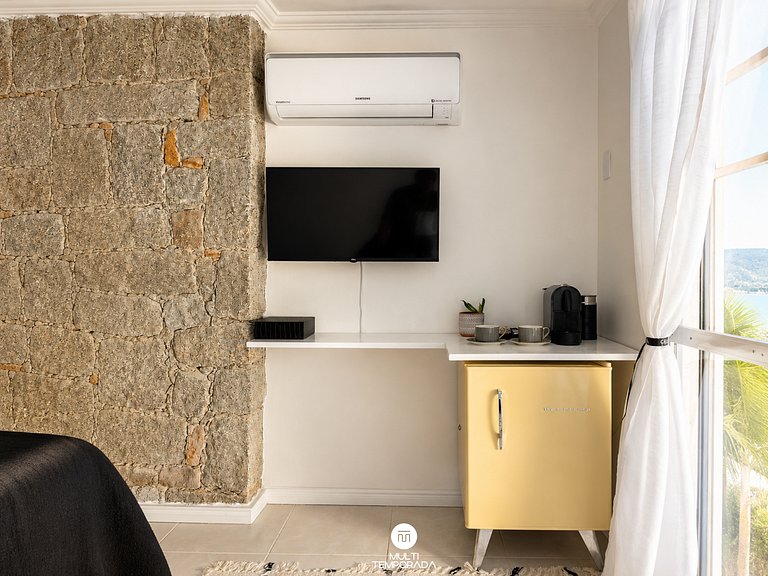 Suíte Room 4 com Piscina Aquecida - CasaIvan