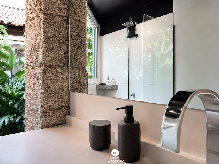 Suíte Room 4 com Piscina Aquecida - CasaIvan