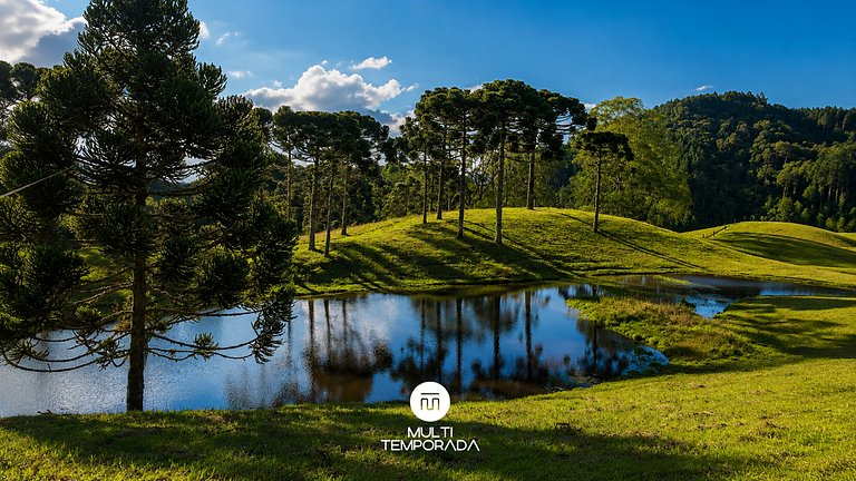 Linda Casa em Estilo Germânico em Rancho Queimado