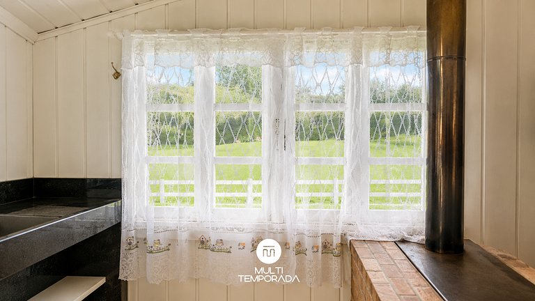 Linda Casa em Estilo Germânico em Rancho Queimado