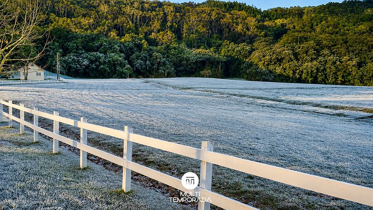 Linda Casa em Estilo Germânico em Rancho Queimado