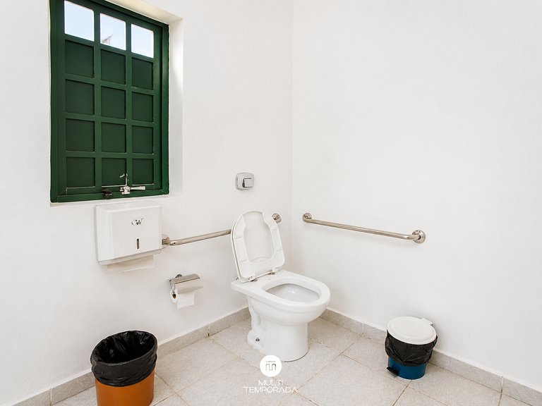 Chácara 3 Poderes Piscina - 60 pessoas - Guararema