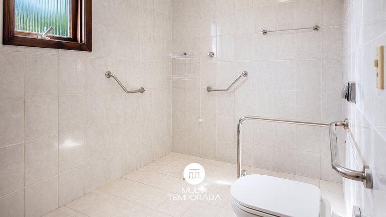 Chácara 3 Poderes Piscina - 60 pessoas - Guararema