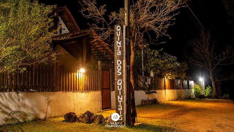 Suíte Ipê amarelo - Pousada Quinta dos Quintais