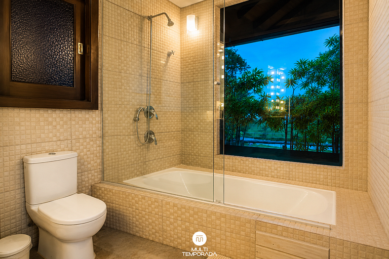 Ibiraquera Life - House Premium com Banheira