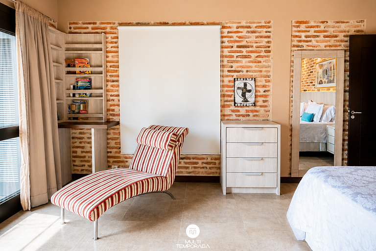 Ibiraquera Life - House Premium com Banheira
