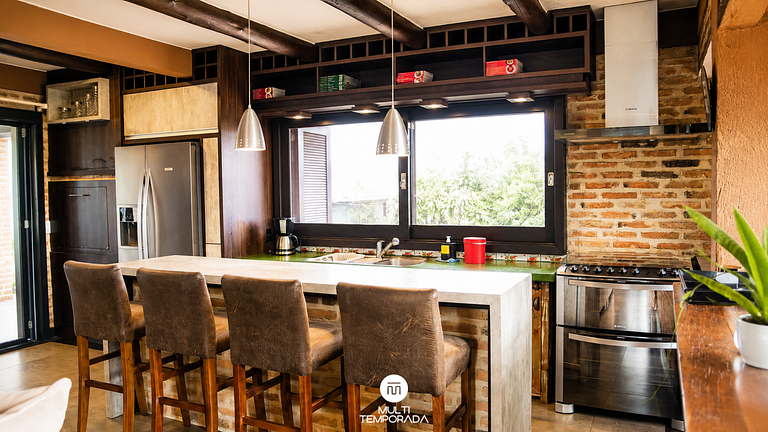 Ibiraquera Life - House Premium com Banheira