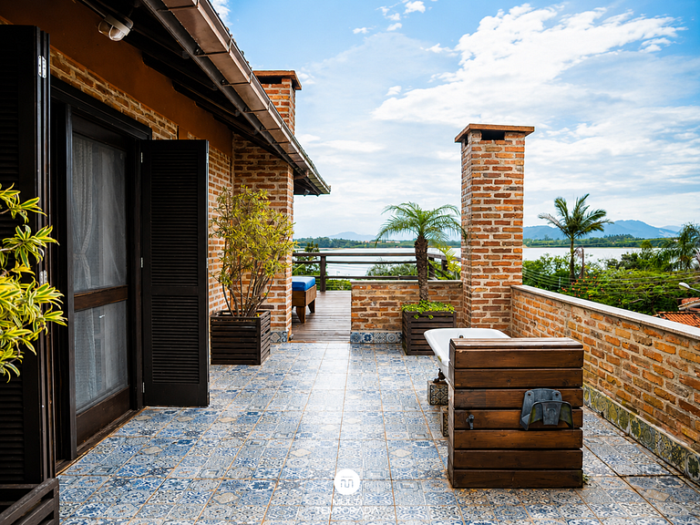 Ibiraquera Life - House Premium com Banheira