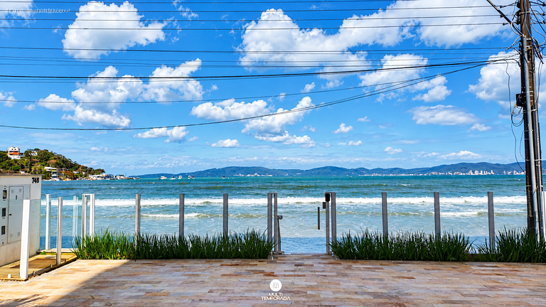Apto Panorâmico Vista Mar em Itapema - SC
