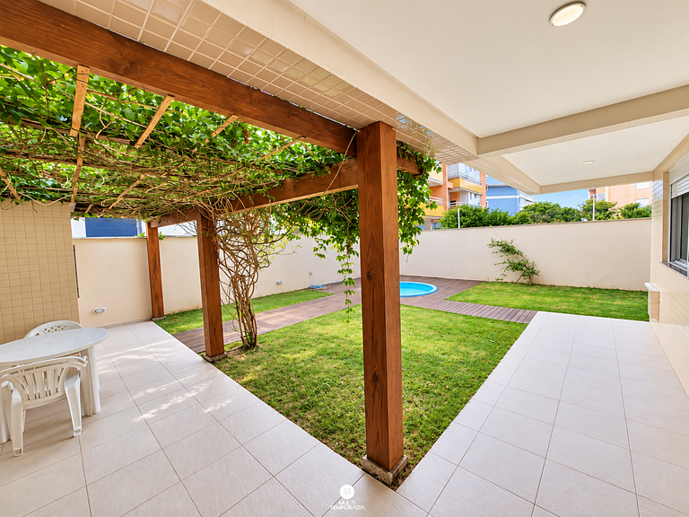 Apartamento com Piscina nos Açores