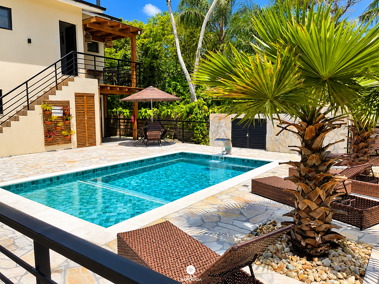 Casa Privativa com Piscina na Barra da Ferrugem/SC
