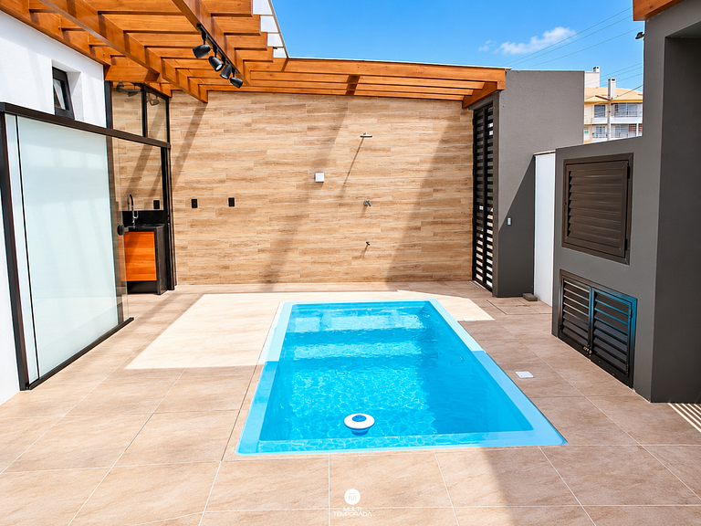 Apto Pé na Areia com Piscina Privativa