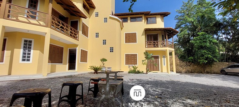 Casa Amarela Campeche: Espaçosa, Lazer e Praia