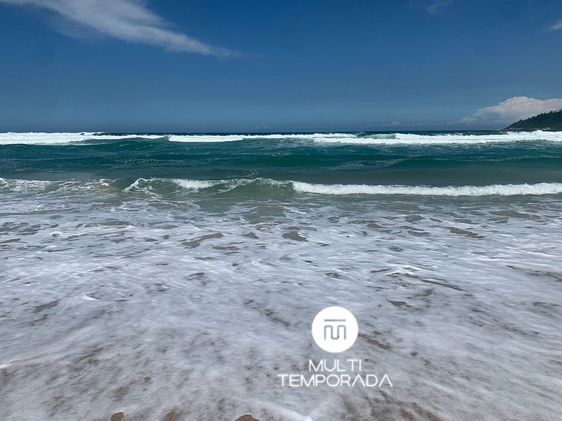 Refúgio na Praia do Campeche com Piscina Privativa